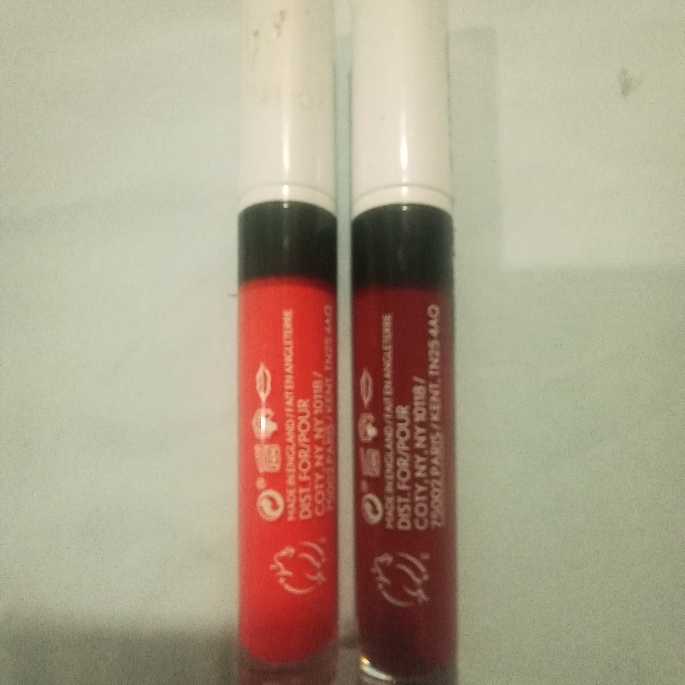 Lipstick - Picture 4 of 4